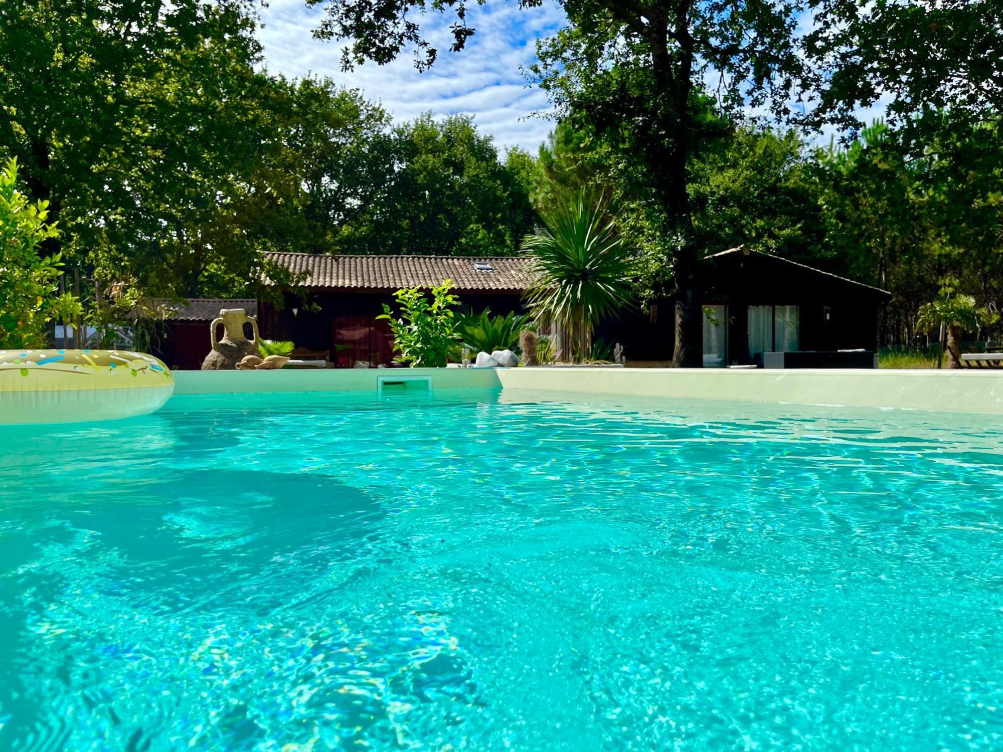 Hacienda De La Canopee Avec Piscine Chauffee Au Sel Hourtin Exteriör bild